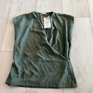Zara women’s top size S